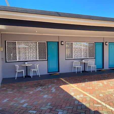 Hervey Bay Motel Экстерьер фото