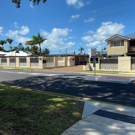 Hervey Bay Motel Экстерьер фото