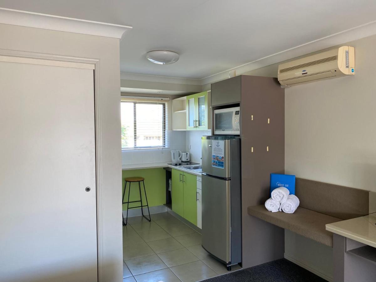 Hervey Bay Motel Экстерьер фото