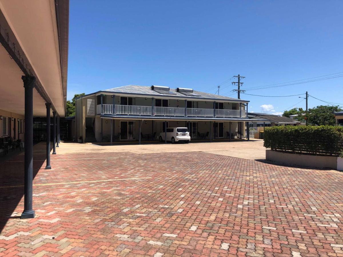 Hervey Bay Motel Экстерьер фото
