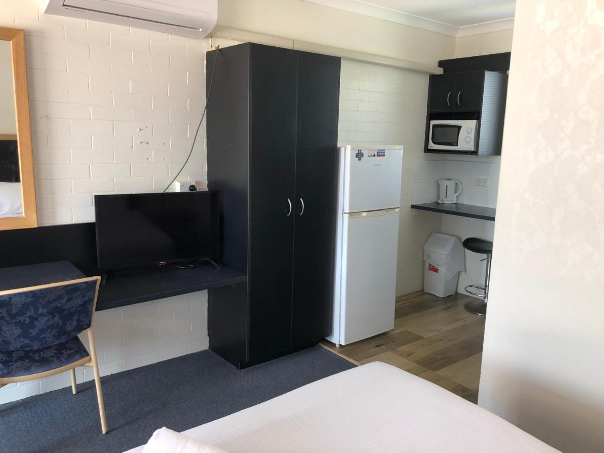 Hervey Bay Motel Экстерьер фото
