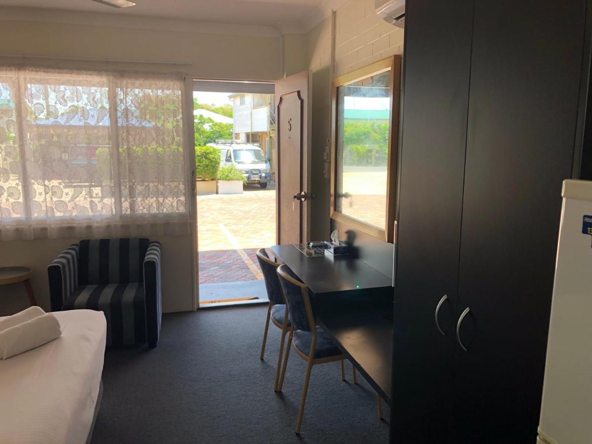 Hervey Bay Motel Экстерьер фото