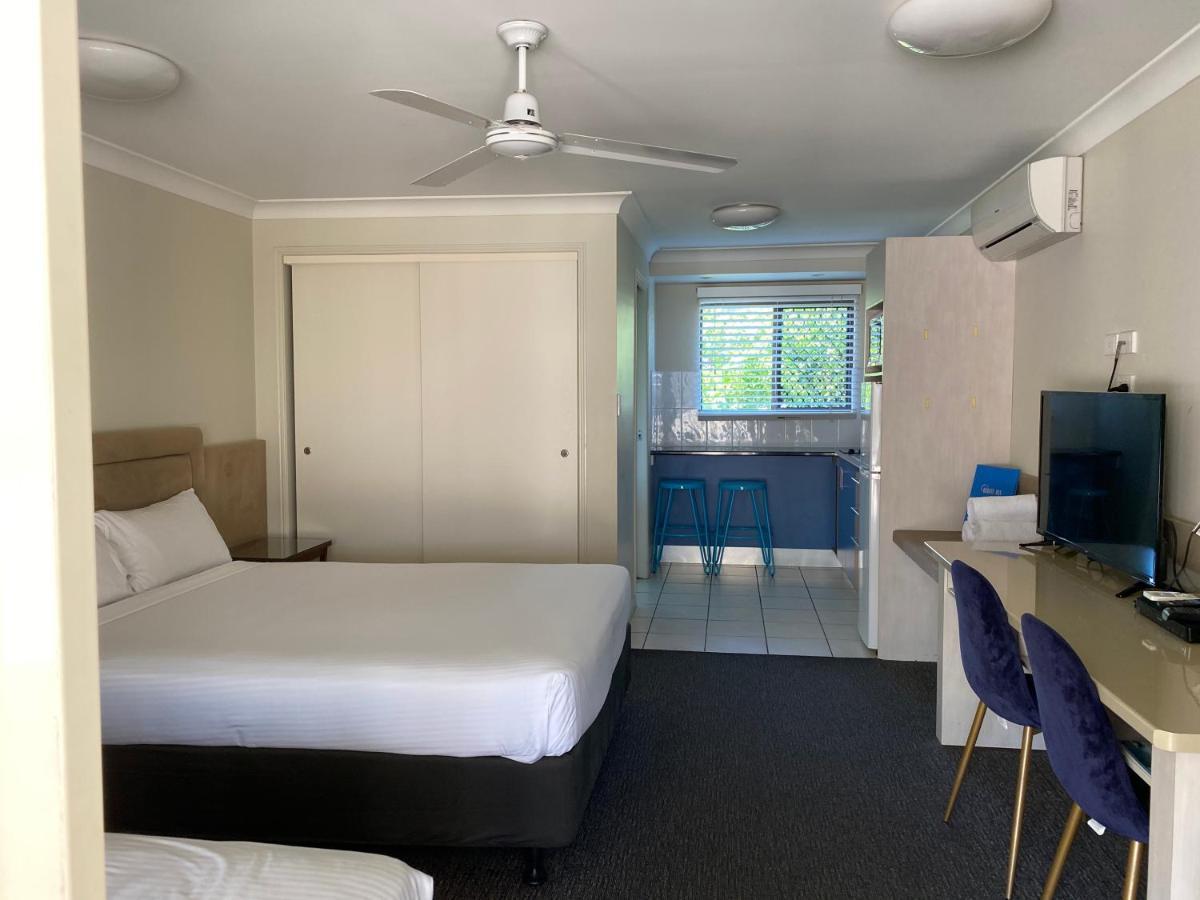 Hervey Bay Motel Экстерьер фото