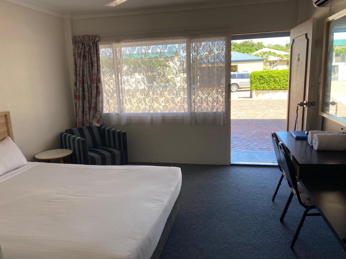 Hervey Bay Motel Экстерьер фото
