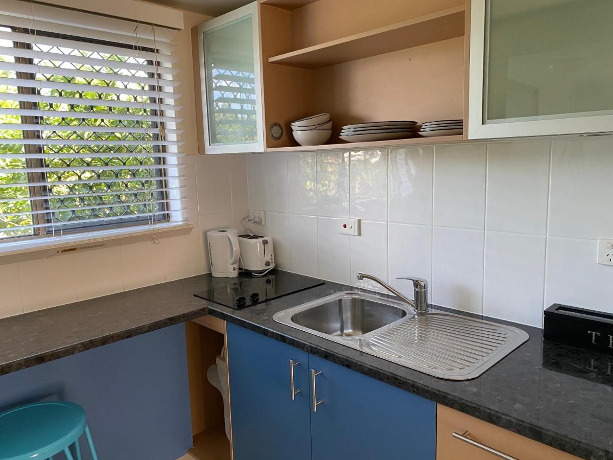 Hervey Bay Motel Экстерьер фото